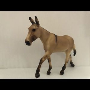 Breyer Traditional sized, Mule 🐎🎉
